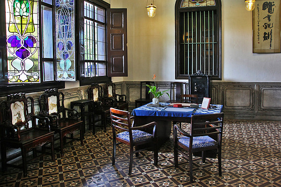 Inside the Blue Mansion