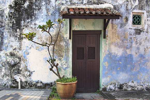 A wall with hitory